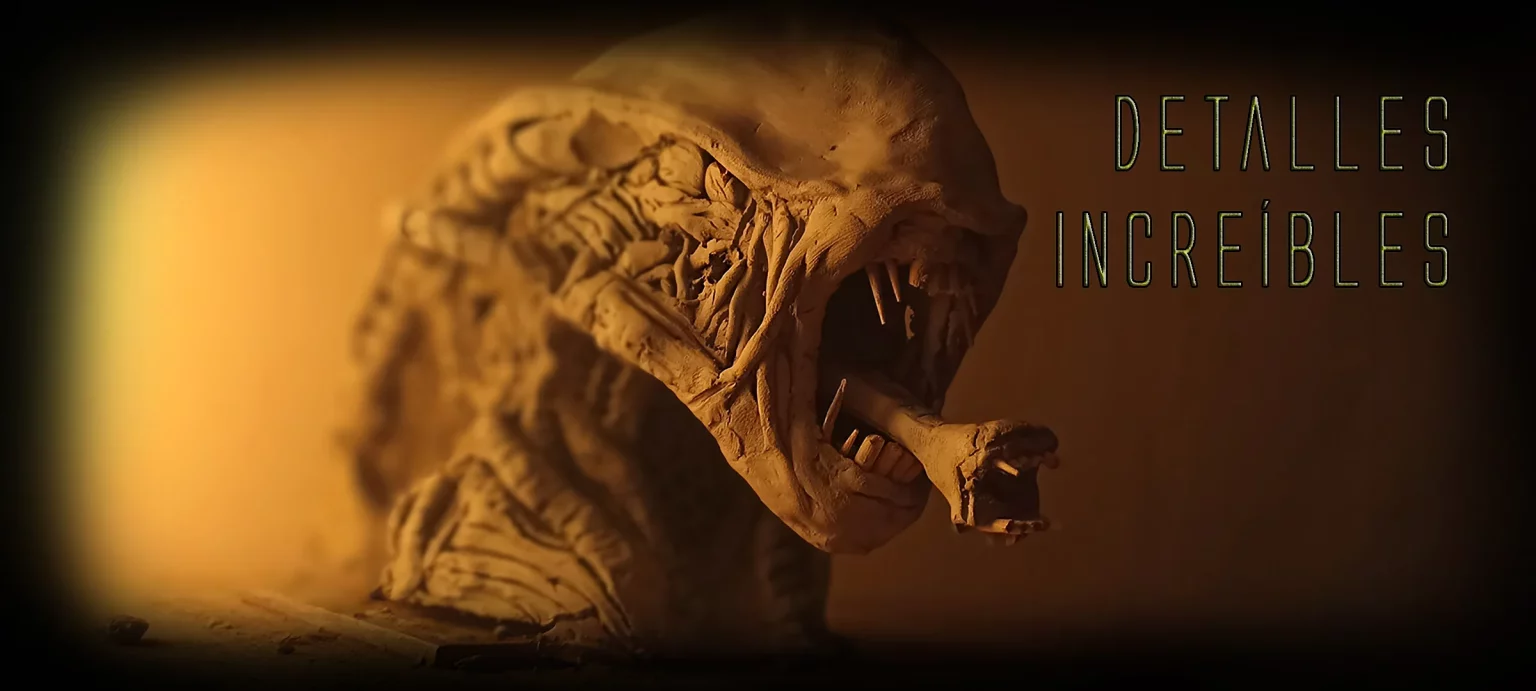 Escultura de cabeza alienígena hecha a mano en arcilla